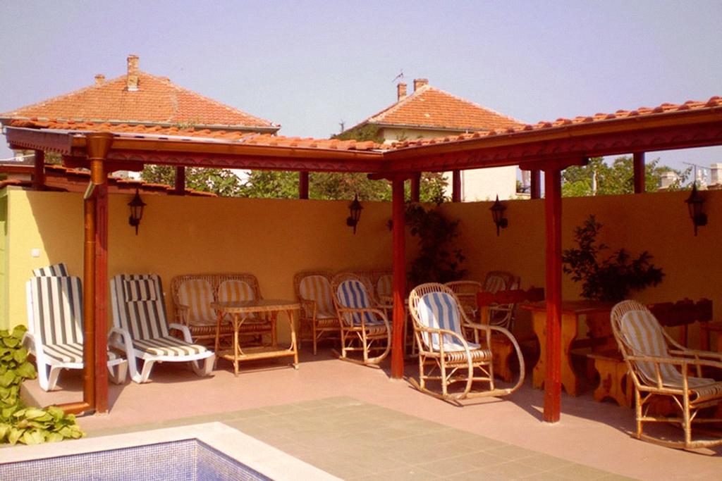 Guest House Yavorov チェルノモレツ エクステリア 写真